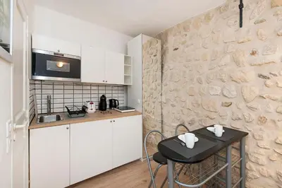Cuisine ou kitchenette dans l'établissement Paris entre Opéra et Montmartre