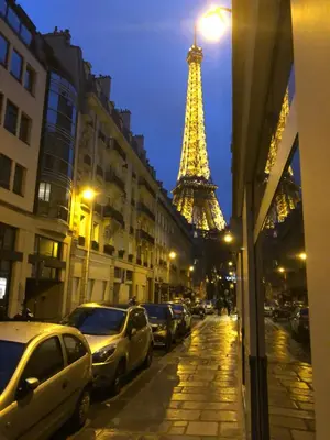 Quartier de le séjour chez l'habitant ou autre quartier proche