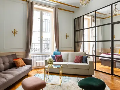 Coin salon dans l'établissement Merveil - Luxury Suite - Louvre - Aboukir I