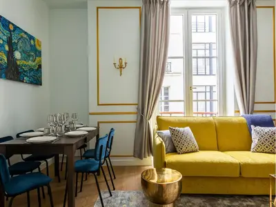 Coin salon dans l'établissement Merveil - Luxury Suite - Louvre - Aboukir III