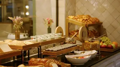 Nourriture dans l'hôtel ou à proximité