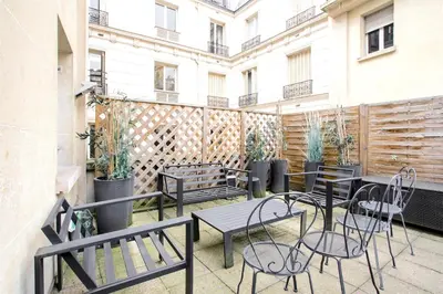 Balcon ou terrasse dans l'établissement Habitat Parisien - Appartement Opéra Galeries Lafayette