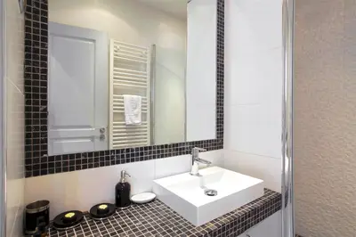 Salle de bains dans l'établissement Habitat Parisien - Appartement Opéra Galeries Lafayette