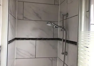 Salle de bains dans l'établissement LPL Paris Hotel
