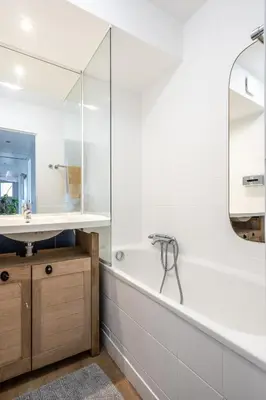 Salle de bains dans l'établissement F3 Terrasse La défense