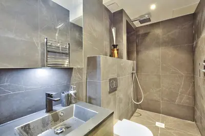 Salle de bains dans l'établissement 70 - Authentic Parisian Flat