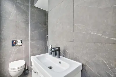 Salle de bains dans l'établissement 69 - Authentic Parisian Home