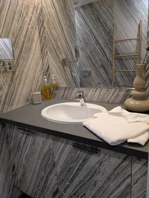 Salle de bains dans l'établissement Appartements Caumartin 64