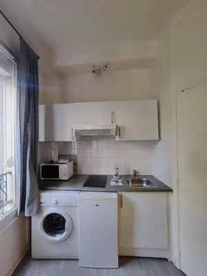 Cuisine ou kitchenette dans l'établissement Charming Parisian studio!