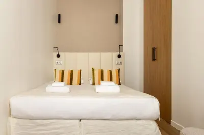 Un ou plusieurs lits dans un hébergement de l'établissement Modern apartment 2BR-6P - Jardin de Luxembourg