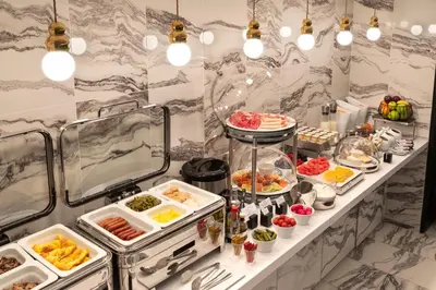 Nourriture dans l'hôtel ou à proximité