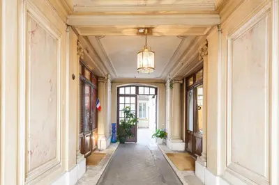 Plan de l'établissement Maison de Lignières - Guest House - Paris quartier Champs-Elysées