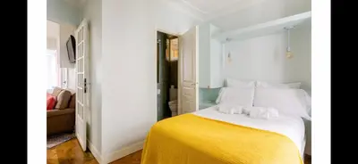 Un ou plusieurs lits dans un hébergement de l'établissement Central Paris 6 - St Germain & Montparnasse Aldaro
