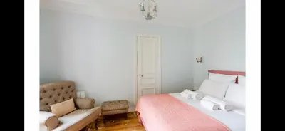 Un ou plusieurs lits dans un hébergement de l'établissement Central Paris 6 - St Germain & Montparnasse Aldaro
