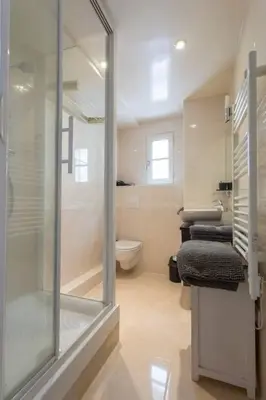 Salle de bains dans l'établissement Luxurious Duplex - Top of Montmartre
