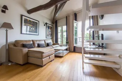 Coin salon dans l'établissement Luxurious Duplex - Top of Montmartre
