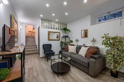 Coin salon dans l'établissement Elegant and cosy 2/3 rooms - Heart of Paris