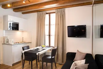 Cuisine ou kitchenette dans l'établissement Lion d'Or Paris Suites