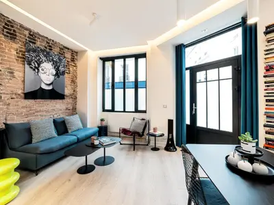 Coin salon dans l'établissement Exclusive Loft in Le Marais with AC