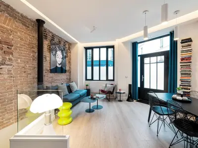 Coin salon dans l'établissement Exclusive Loft in Le Marais with AC