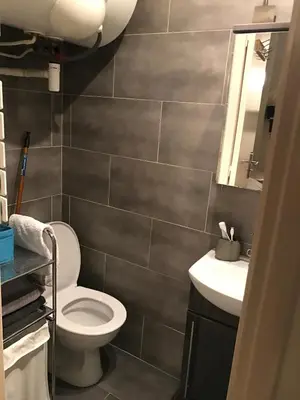 Salle de bains dans l'établissement Notre Dame de Lorette 75009 Paris