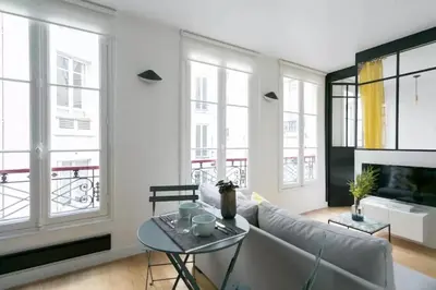 Coin salon dans l'établissement Appt central & cosy au cœur de Saint-Germain-des-Prés