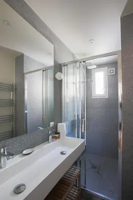 Salle de bains dans l'établissement Appartement familial calme près de la Tour Eiffel