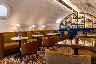 Coin salon dans l'établissement Hotel Sleeping Belle - Gare de Lyon Bastille