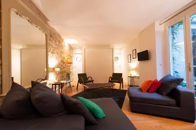 Coin salon dans l'établissement Popy