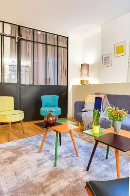 Coin salon dans l'établissement LE VAUGIRARD - 3bedrooms Apartment Premium