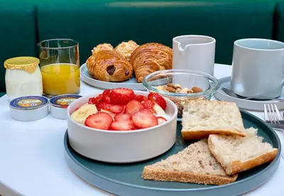 Nourriture dans l'hôtel ou à proximité