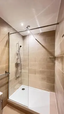 Salle de bains dans l'établissement Villa Liberté