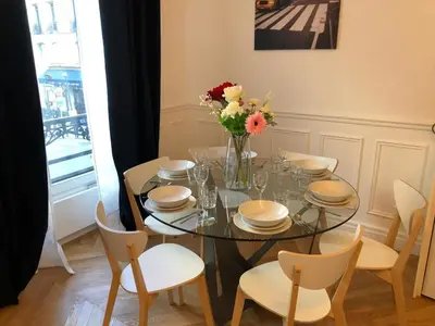 Coin salon dans l'établissement RESIDENCE MONTORGUEIL