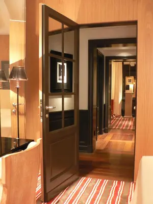 Coin salon dans l'établissement MARQUIS Faubourg Saint-Honoré - Small Luxury hotels of the World