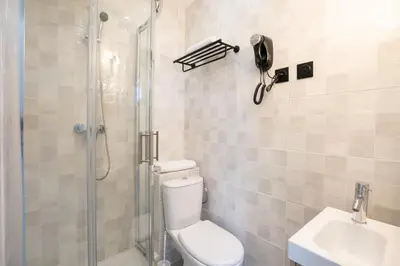 Salle de bains dans l'établissement L'Espérance