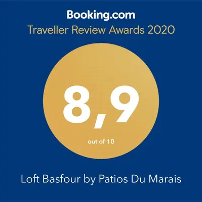 Certificat, récompense, panneau ou autre document affiché dans l'établissement Loft Basfour-Paris Centre tout équipé avec SAUNA!-Paris 4e