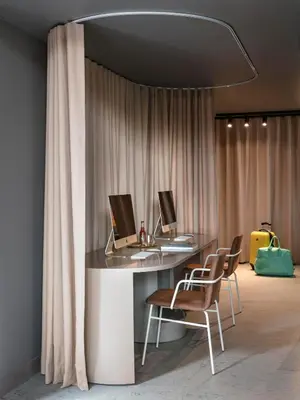 Coin salon dans l'établissement OKKO Hotels Paris Gare de l'Est