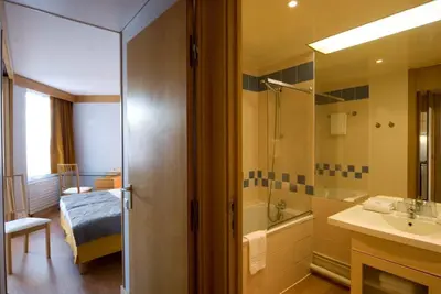 Salle de bains dans l'établissement Inter-Résidences Paris XV