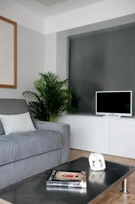 Télévision ou salle de divertissement dans l'établissement Appt calme avec balcon - Tour Eiffel - Seine