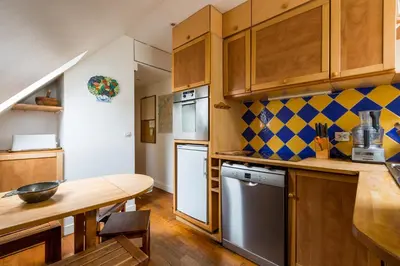 Cuisine ou kitchenette dans l'établissement Veeve - Views to the Eighth