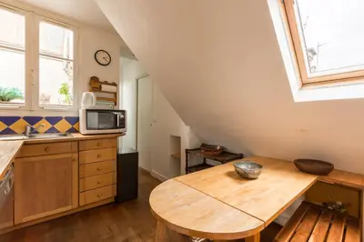 Cuisine ou kitchenette dans l'établissement Veeve - Views to the Eighth
