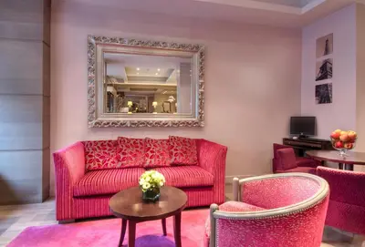 Télévision ou salle de divertissement dans l'établissement Hotel Massena