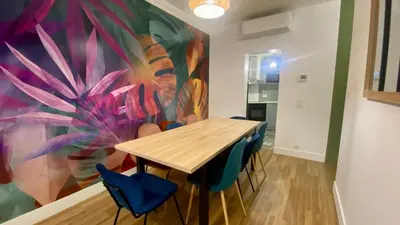 Plan de l'établissement Appartement lumineux proche Saint-Lazare - 8P