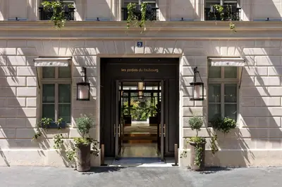 Façade ou entrée de l'établissement Les Jardins du Faubourg Hotel & Spa by Shiseido