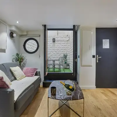 Apartment St Honore by Studio prestige