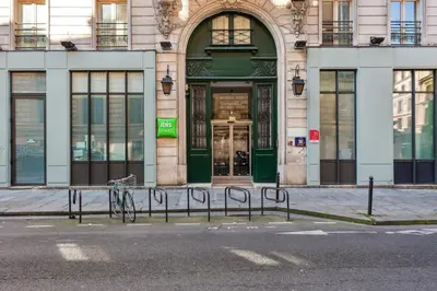 Plan de l'établissement ibis Styles Paris République Le Marais