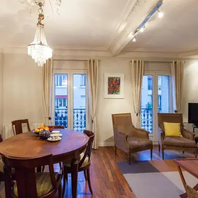 Greeter-Appartement Haussmannien avec balcon