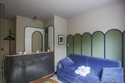 Coin salon dans l'établissement Studio cosy et calme près de Montparnasse