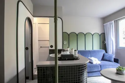 Coin salon dans l'établissement Studio cosy et calme près de Montparnasse