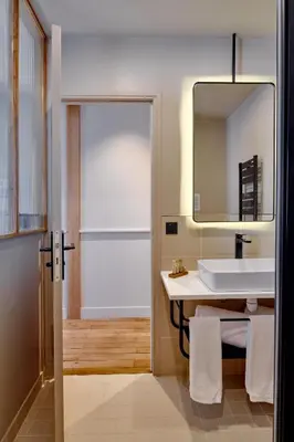 Salle de bains dans l'établissement Tinah Paris, Réaumur - Montorgeuil
